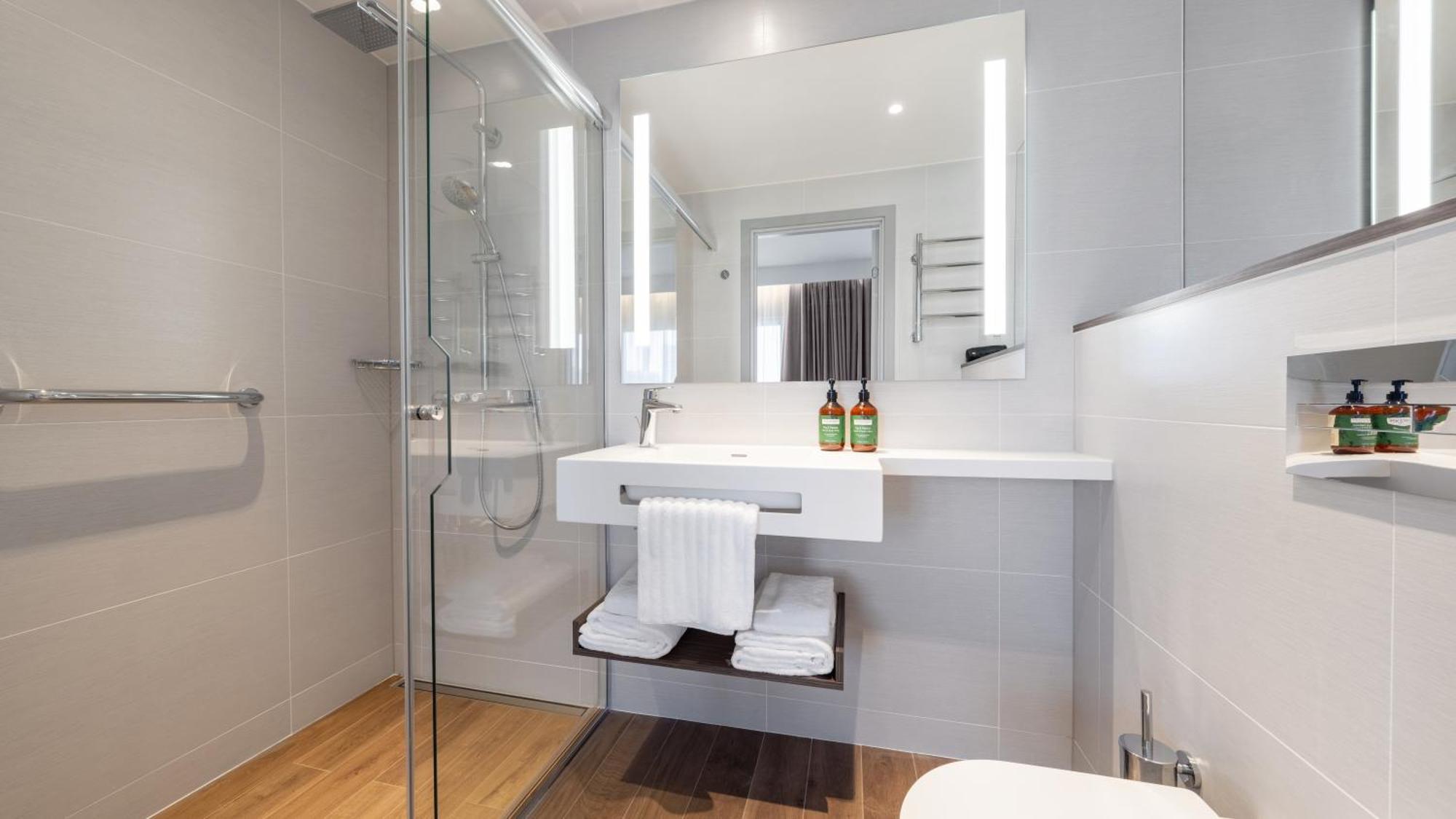 Отель Voco Stockholm - Kista By Ihg Номер фото