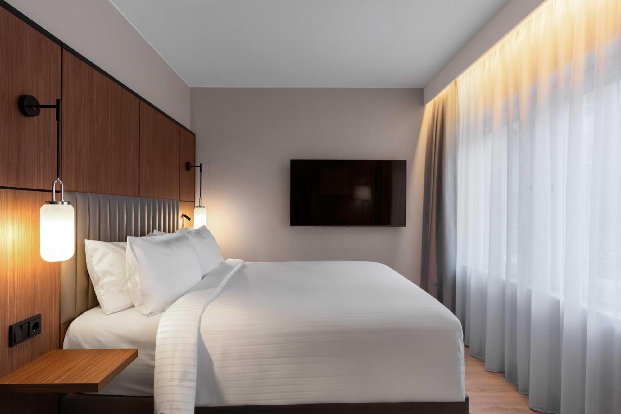 Отель Voco Stockholm - Kista By Ihg Экстерьер фото
